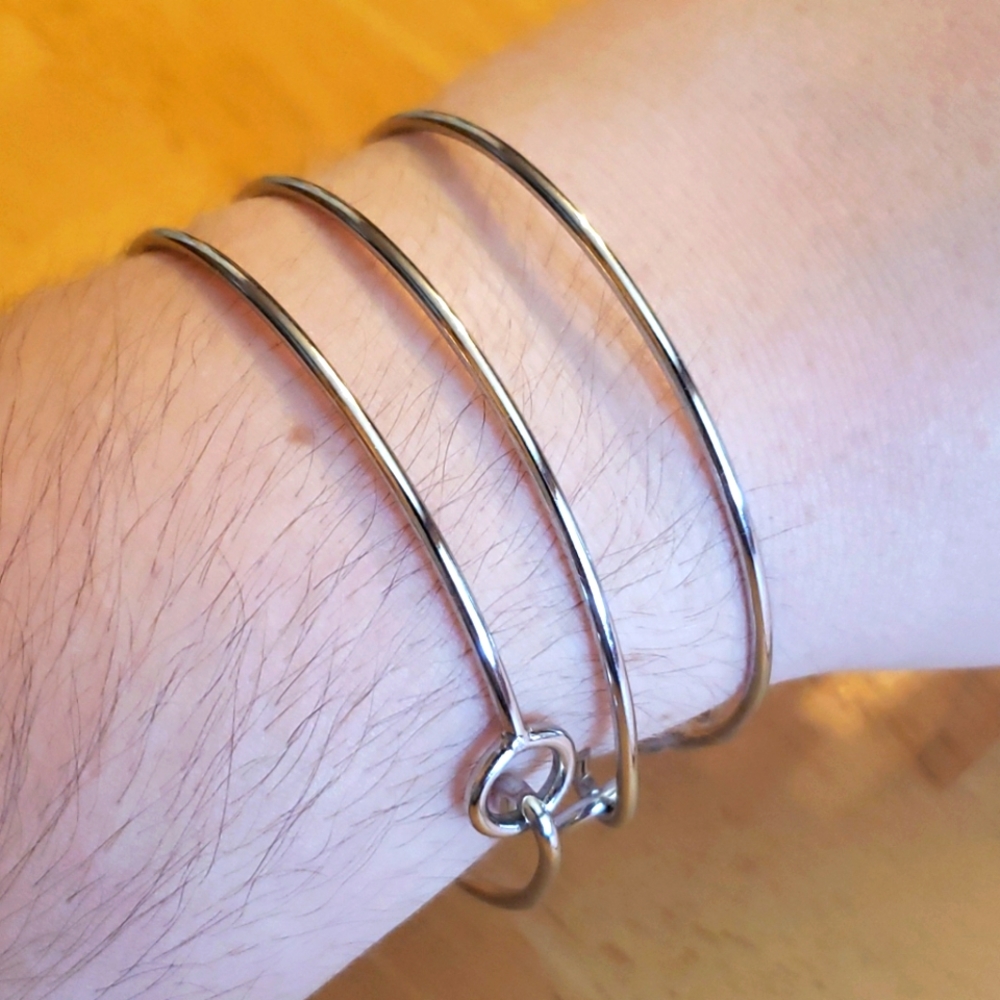 Silver Bangle Set of 3 NWOT